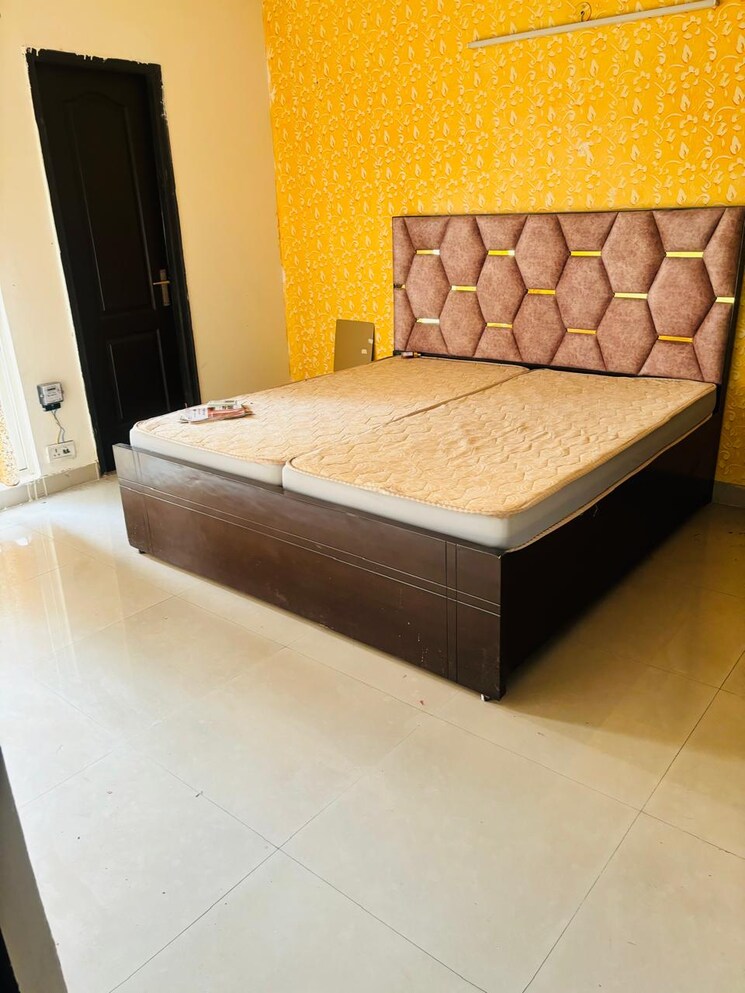 Bedroom, aims-golf-city 2.5 Bedroom 1150 Sq.Ft. Apartment In Sector 75 Noida 8597981