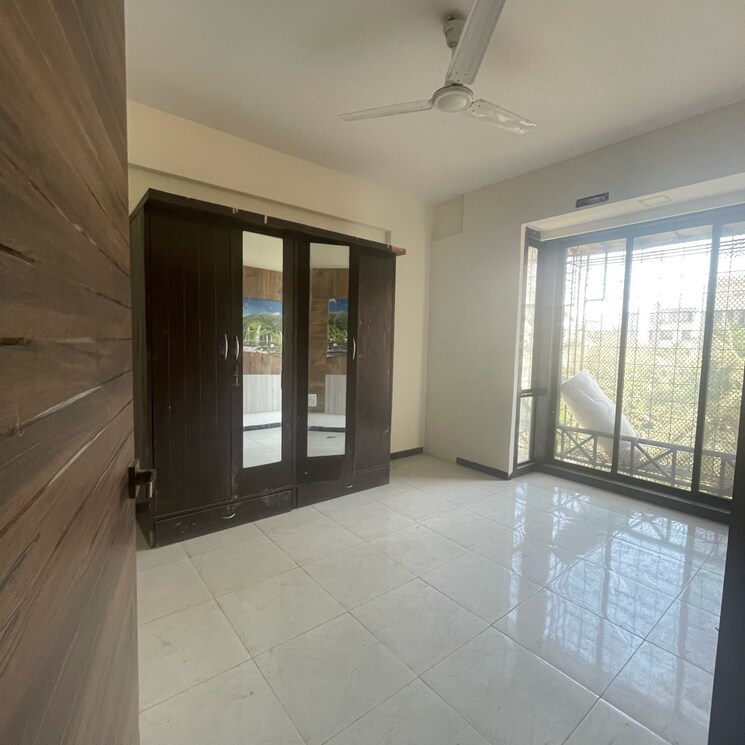 Room, goregaon east 2 Bedroom 680 Sq.Ft. Apartment In Goregaon East Mumbai 8598022