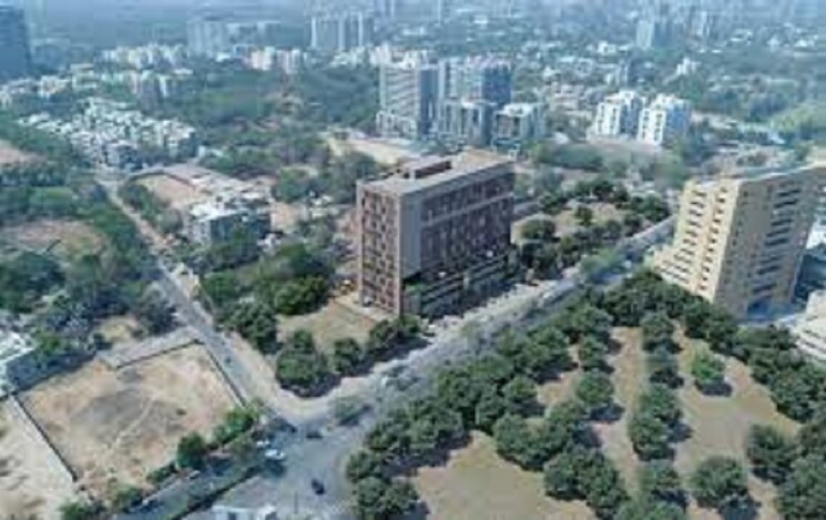 Exterior View, aaron-spectra Commercial Office Space 900 Sq.Ft. In Bodakdev Ahmedabad 8598036