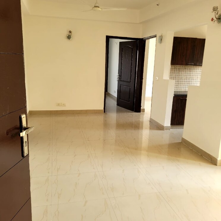 Room, nimbus-the-hyde-park 2.5 Bedroom 1080 Sq.Ft. Apartment In Sector 78 Noida 8598069