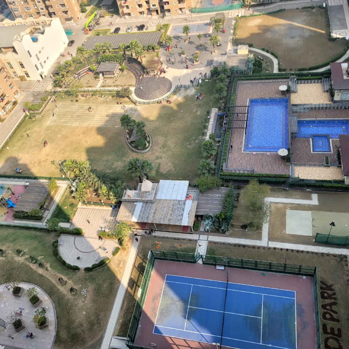 2.5 BHK + Study Room 1080 Sq.Ft. Apartment in Nimbus The Hyde park