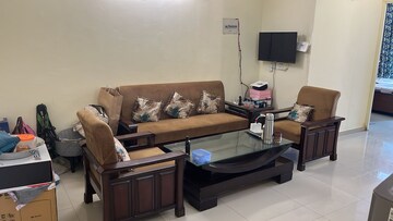 Living Room in 2 BHK Apartment at Sector 67a – for Rent