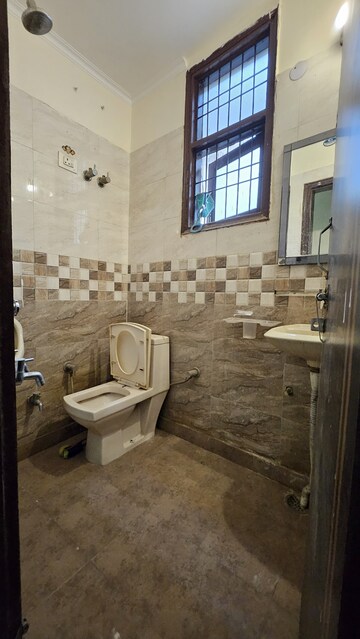 Bathroom in 1 BHK Builder Floor at Paryavaran Complex – for Rent