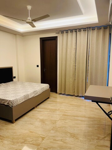 Bedroom in 3 BHK Builder Floor at Sector 55 – for Rent