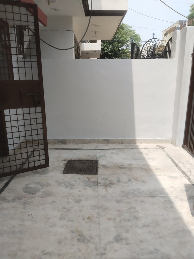 Room, ansal-plaza-sector-23 2 Bedroom 1805 Sq.Ft. Independent House In Sector 23 Gurgaon 8598095