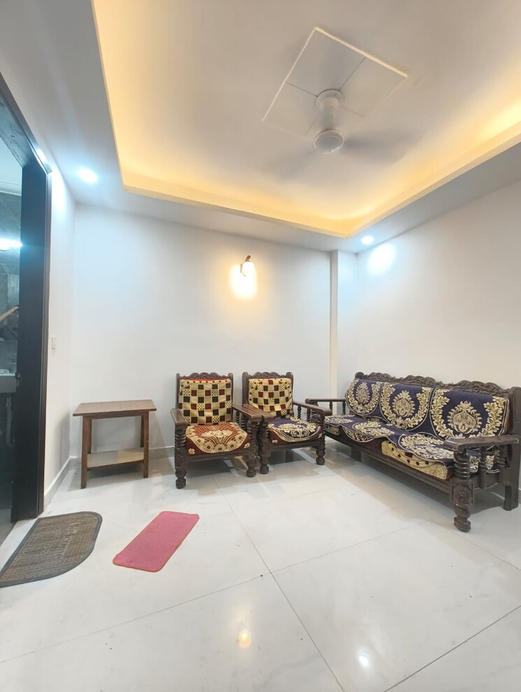Living Room, paryavaran complex 1 Bedroom 450 Sq.Ft. Builder Floor In Paryavaran Complex Delhi 8598107