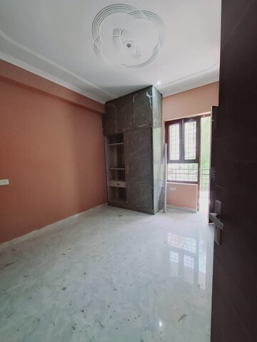 Room in 2 BHK Independent House at Ansal Plaza Sector-23, Sector 23 – for Rent