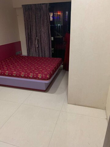 Bedroom in 3 BHK Apartment at Dn Nagar – for Rent