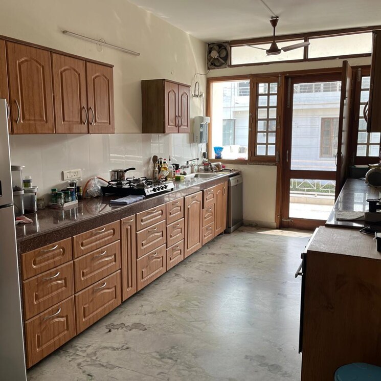 Kitchen, sector 11 3.5 Bedroom 4500 Sq.Ft. Apartment In Sector 11 Chandigarh 8598184