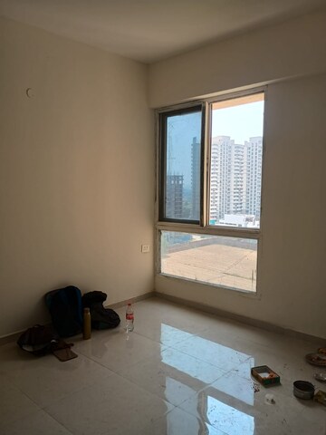 Room in 2 BHK Apartment at Signature The Millennia 2, Sector 37d – for Rent