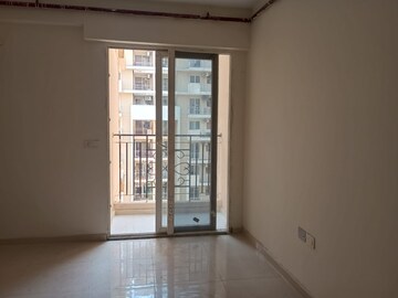 Room in 2 BHK Apartment at Signature The Millennia 2, Sector 37d – for Rent