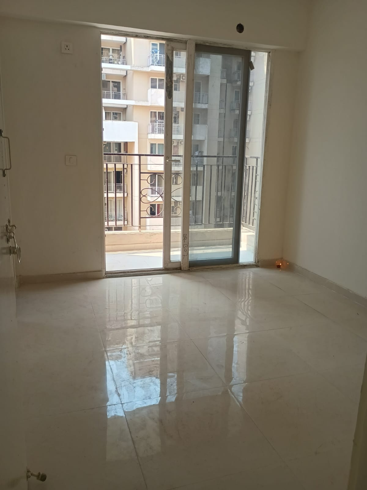 2 BHK Apartment For Rent in Signature The Millennia 2