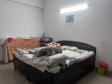 Bedroom in 4 BHK Apartment at Paras Irene, Sector 70a – for Sale