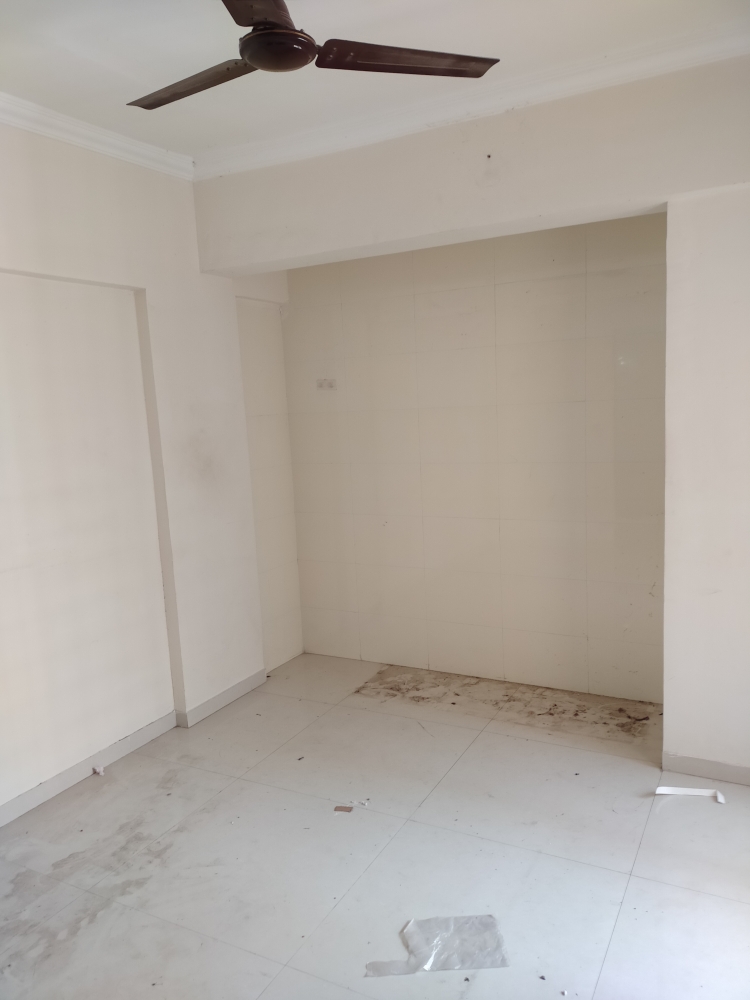 1 BHK + Pooja Room Apartment For Sale in Raunak City