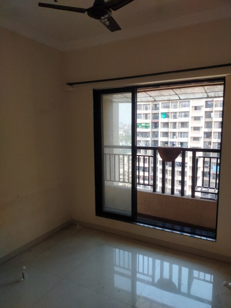 Room, raunak-city 1 Bedroom 650 Sq.Ft. Apartment In Kalyan West Thane 8598282