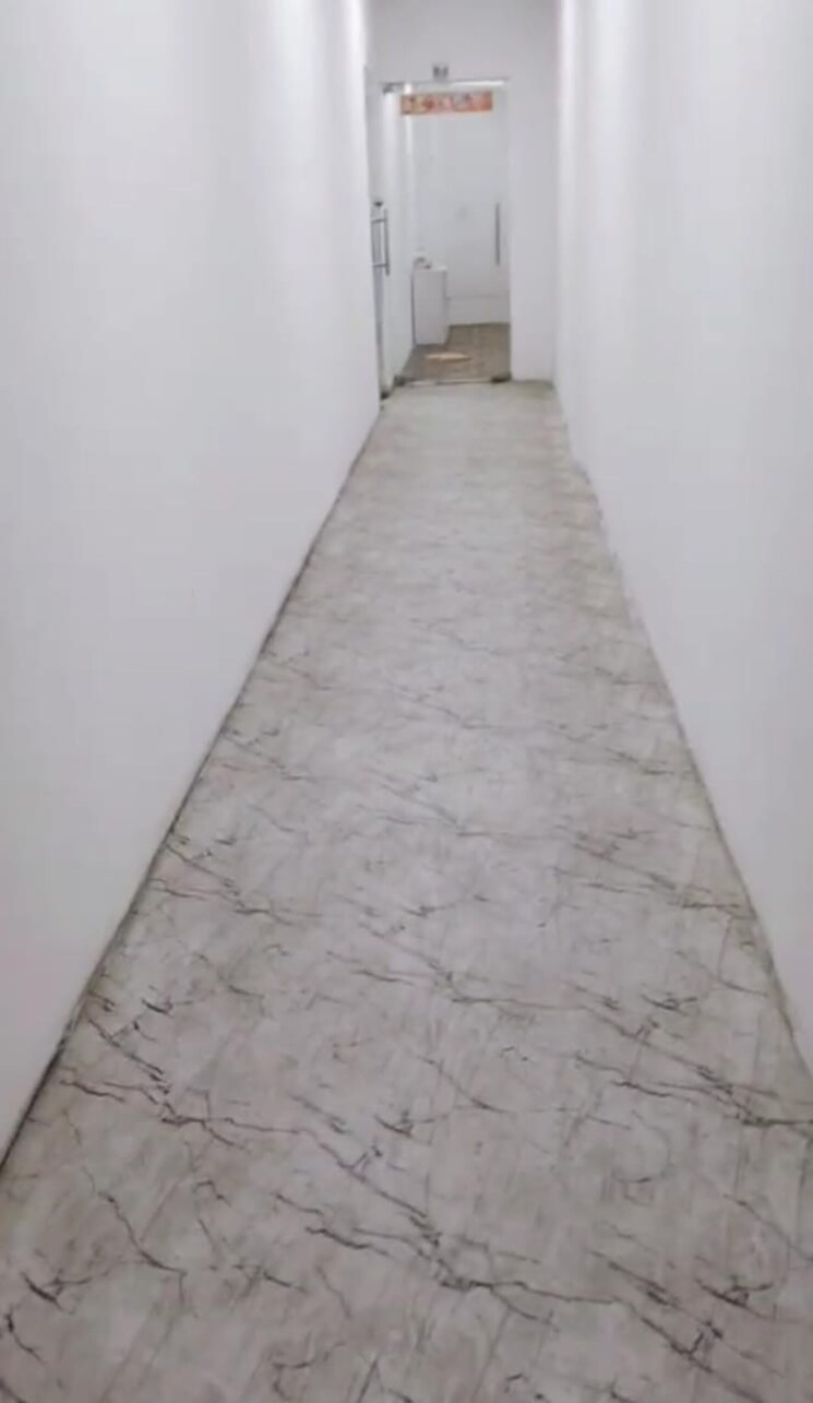 undefined, sector 16 Commercial Office Space 1500 Sq.Ft. In Sector 16 Noida 8598278