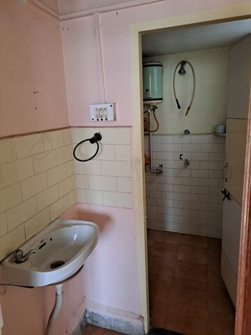 Bathroom in 1 BHK Apartment at Kothrud – for Rent