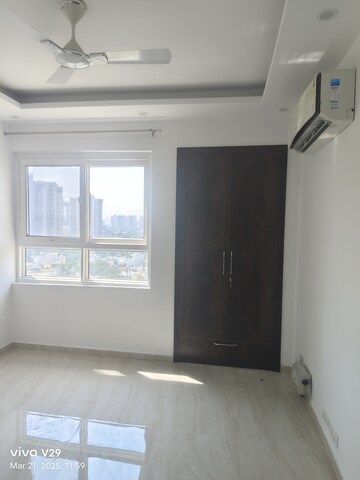 3 BHK Apartment For Sale in Pioneer Park Phase 1, Sector 61
