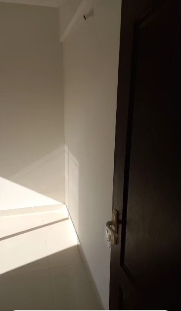 Bathroom, shriram-liberty-square 2.5 Bedroom 1010 Sq.Ft. Apartment In Electronic City Phase ii Bangalore 8598383