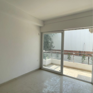 Room in 4 BHK Builder Floor at SS Linden, Sector 84 – for Rent