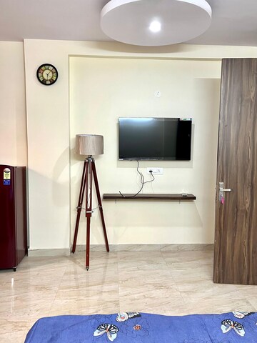 Furnished Amenities in 1 RK Builder Floor at Sector 54 – for Rent