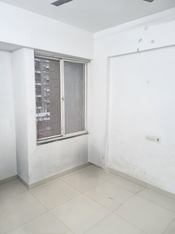 Room in 2 BHK Apartment at Majestique Euriska, Mohammadwadi – for Sale
