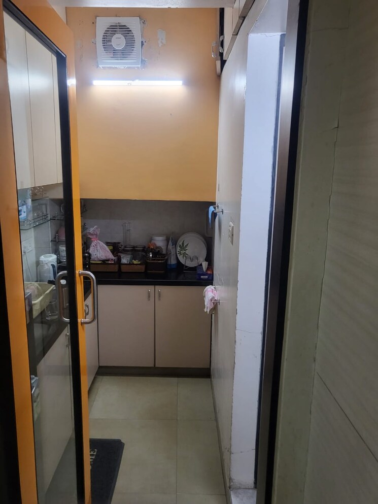 undefined, colaba Commercial Office Space 1460 Sq.Ft. In Colaba Mumbai 8598429