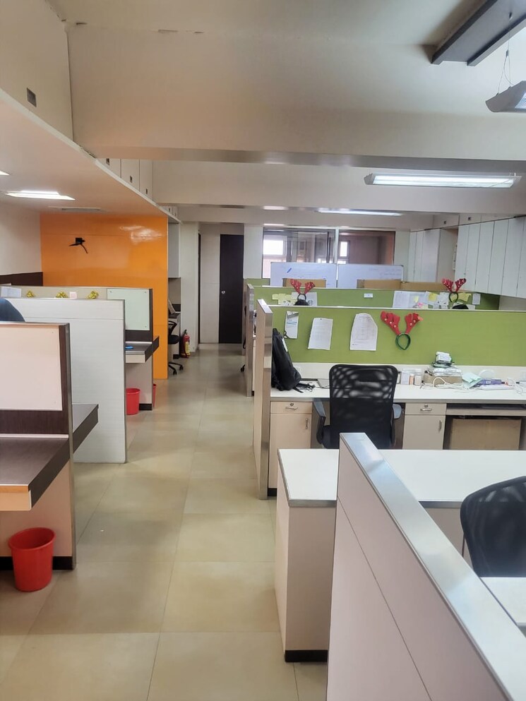 Team Area, colaba Commercial Office Space 1460 Sq.Ft. In Colaba Mumbai 8598429