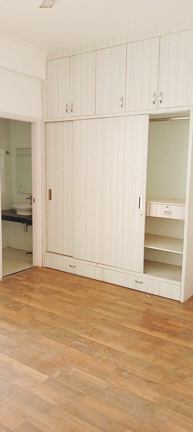 Room, chandra-panorama 3 Bedroom 1900 Sq.Ft. Apartment In Sushant Golf City Lucknow 8598439