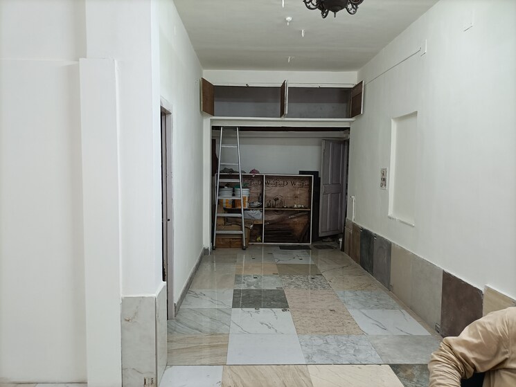 undefined, park circus Commercial Showroom 1600 Sq.Ft. In Park Circus Kolkata 8598430