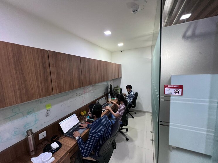 Team Area, synthesis-the-first Commercial Office Space 1090 Sq.Ft. In Vastrapur Ahmedabad 8598436