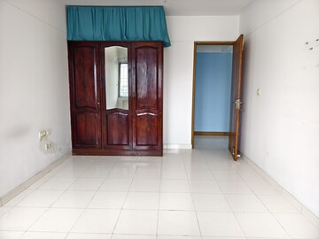 Room in 3 BHK Apartment at Panampilly Nagar – for Sale