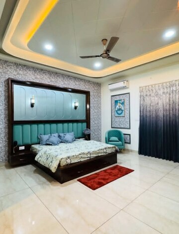 Bedroom in 4 BHK Builder Floor at Sector 32 – for Sale