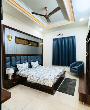 Bedroom in 4 BHK Builder Floor at Sector 32 – for Sale