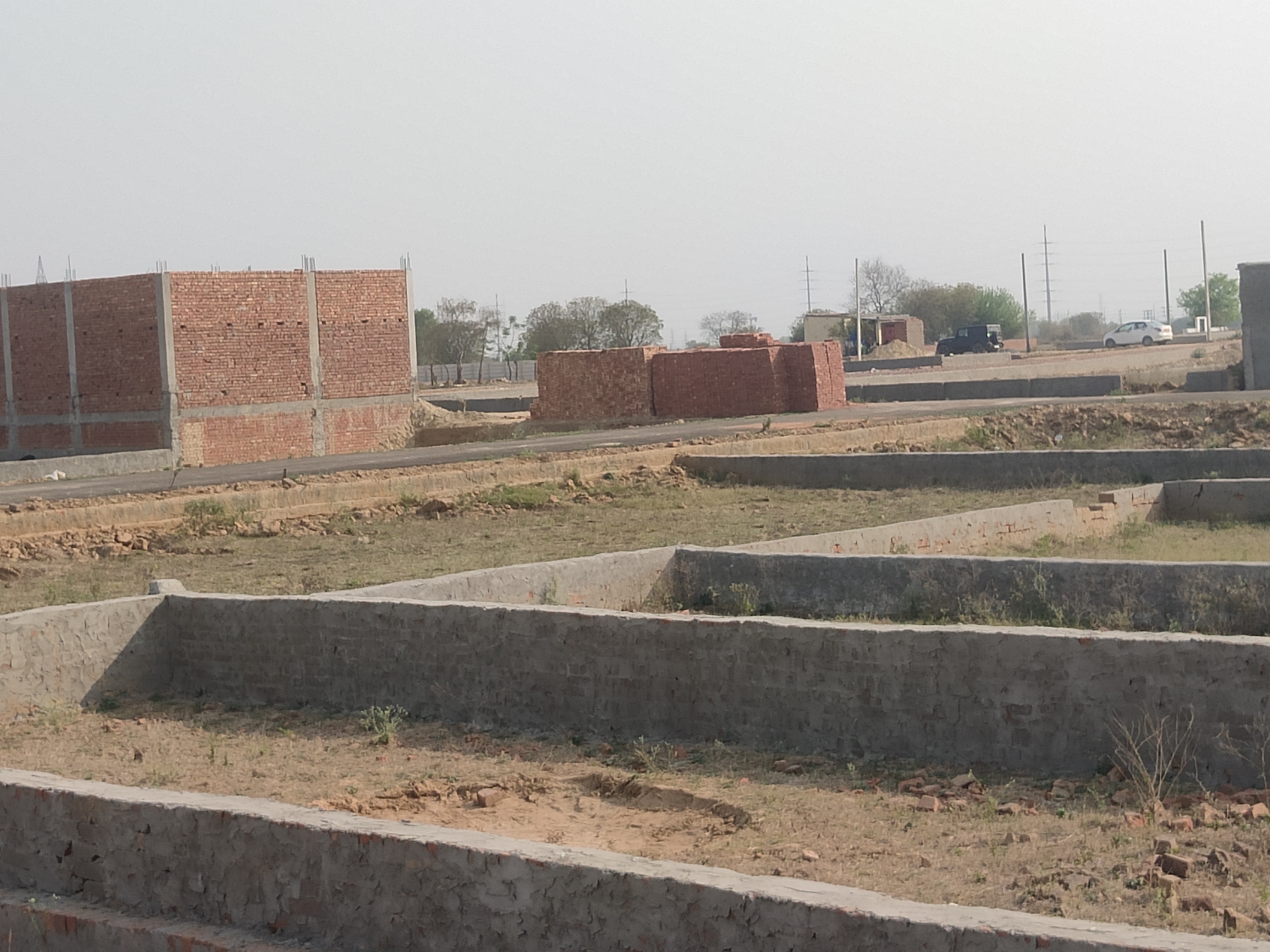 Plot For Sale in Jewar