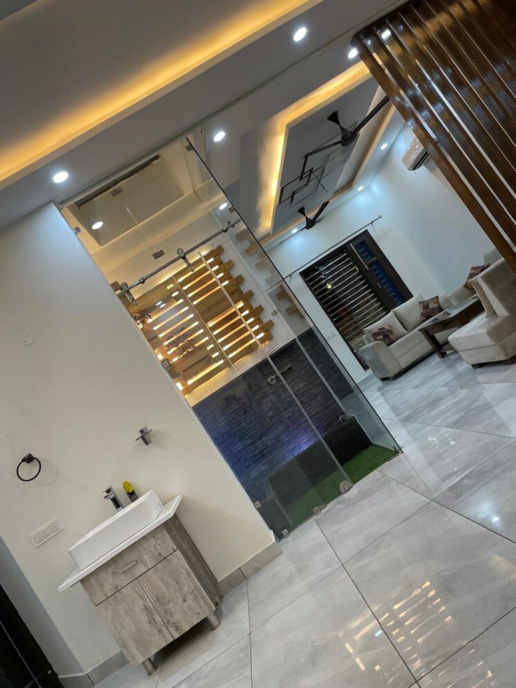 Master Bedroom, dhakoli 5 Bedroom 2250 Sq.Ft. Independent House In Dhakoli Zirakpur 8598629