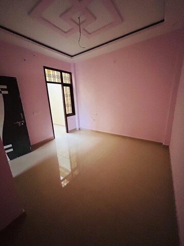 Room in 2 BHK Independent House at Deva Road – for Sale