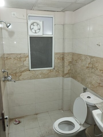 Bathroom in 3 BHK Apartment at Amrapali Golf Homes, Sector 4 Greater Noida – for Rent