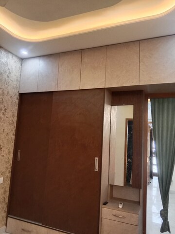 Room in 2.5 BHK Builder Floor at Dhakoli – for Rent