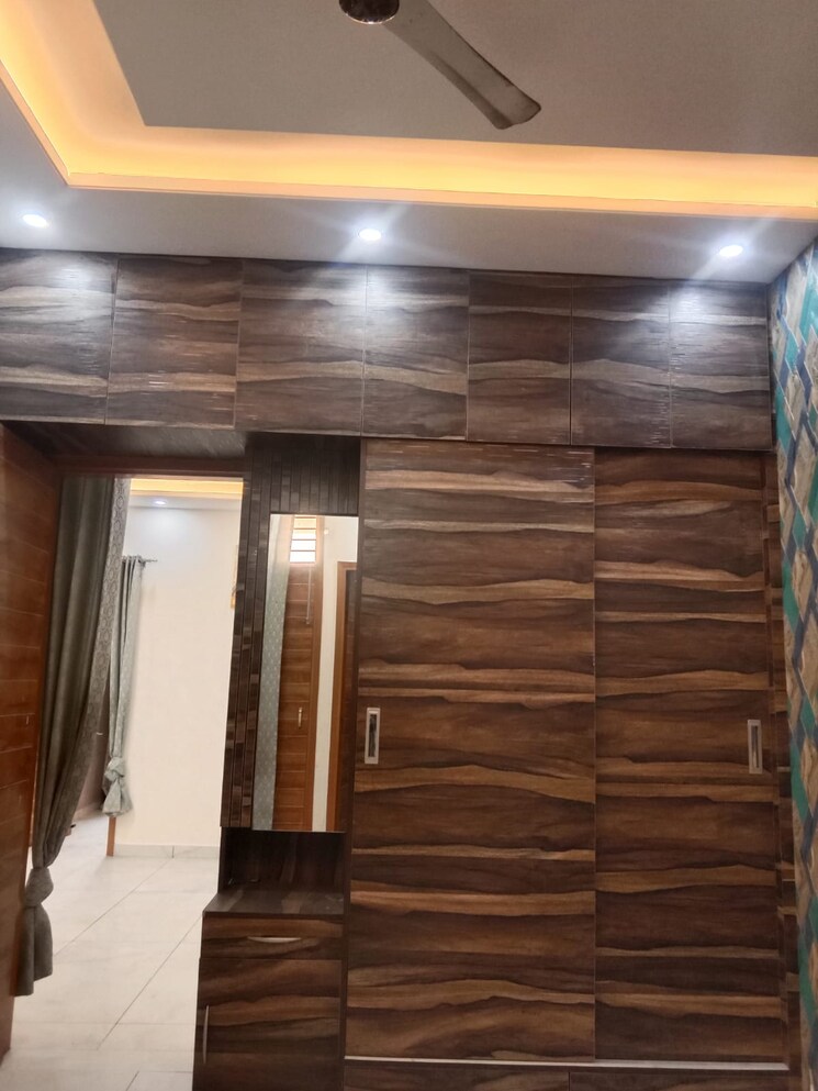 Other, dhakoli 2.5 Bedroom 1100 Sq.Ft. Builder Floor In Dhakoli Zirakpur 8598678