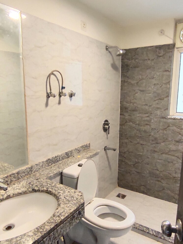 Bathroom, m3m-woodshire 4 Bedroom 2762 Sq.Ft. Apartment In Sector 107 Gurgaon 8598693
