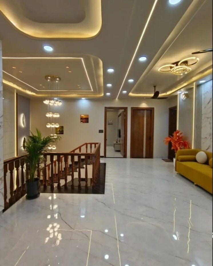 Living Room, sector 35 5 Bedroom 4500 Sq.Ft. Builder Floor In Sector 35 Faridabad 8598762