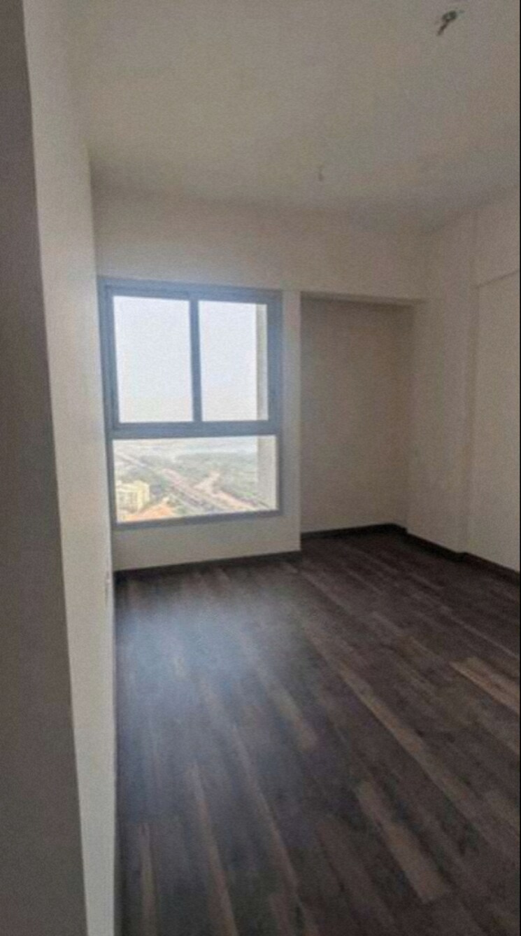 Room, coral-heights 1 Bedroom 460 Sq.Ft. Apartment In Kavesar Thane 8598777