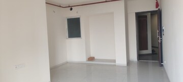 Room in 2.5 BHK Apartment at Vijay Orovia, Ghodbunder Road – for Sale