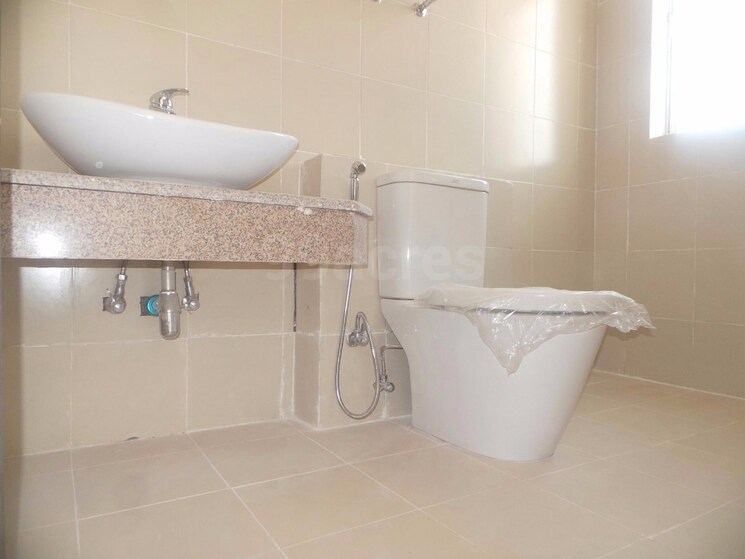 Bathroom, rof-aalayas-phase-2 3 Bedroom 864 Sq.Ft. Apartment In Sector 102 Gurgaon 8598895