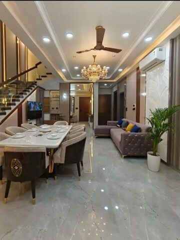 Master Bedroom in 4 BHK Builder Floor at Sector 30 – for Sale