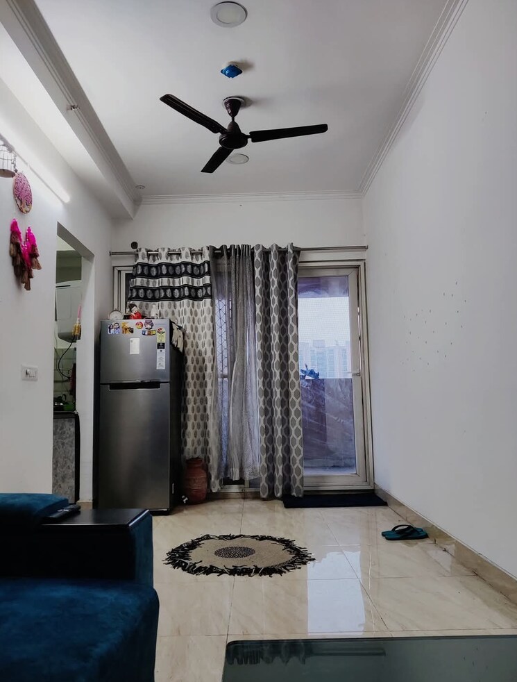 Living Room, gaur-city-2-14th-avenue 3 Bedroom 740 Sq.Ft. Apartment In Sector 16c Greater Noida Greater Noida 8598916