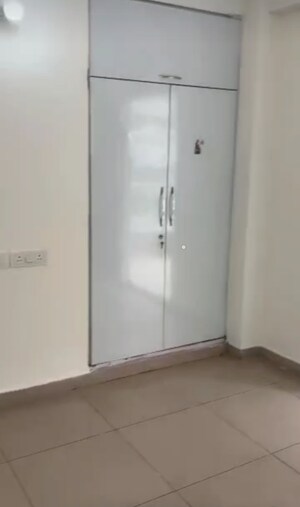 Room in 2 BHK Apartment at Gaurs Cascades, Raj Nagar Extension – for Sale