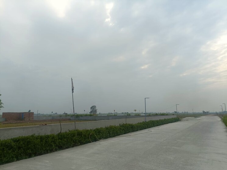 undefined, jewar  122 Sq.Yd. Plot In Jewar Greater Noida 8598915