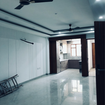 Building Lobby in 3 BHK Builder Floor at Fidato Honour Homes, Sector 89 – for Sale